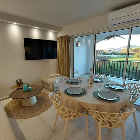 Appartement Cote 5 Personnes Et Piscine Golfe De St Tropez