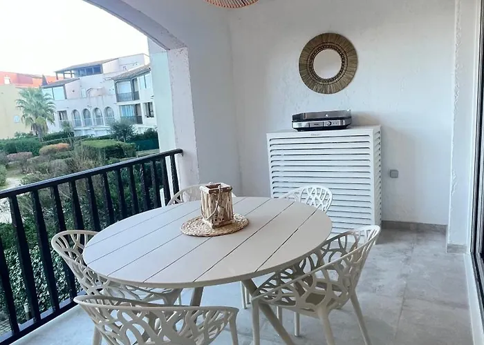 Appartamento Côté 5 Personnes Et Piscine Golfe De St Tropez