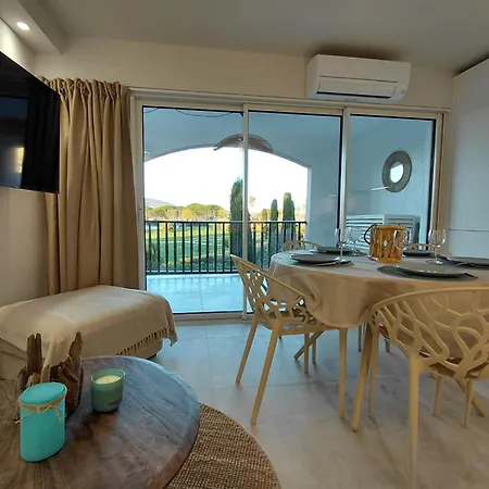 Apartment Cote 5 Personnes Et Piscine Golfe De St Tropez